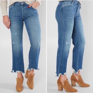 Free People Maggie mid-rise raw hem jean, sz 28